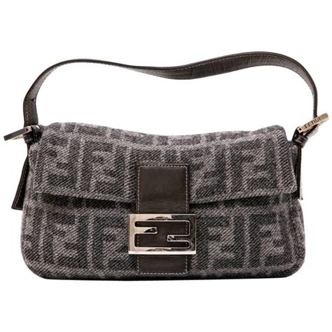 baguette fendi perline|fendi baguette monogram.